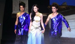 娱乐圈吃瓜一日游,一日吃瓜之旅，带你领略明星幕后生活